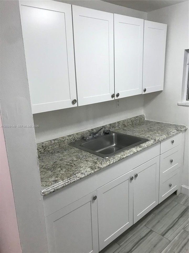 6782 Sw 25th St #A - Photo 2 of 3
