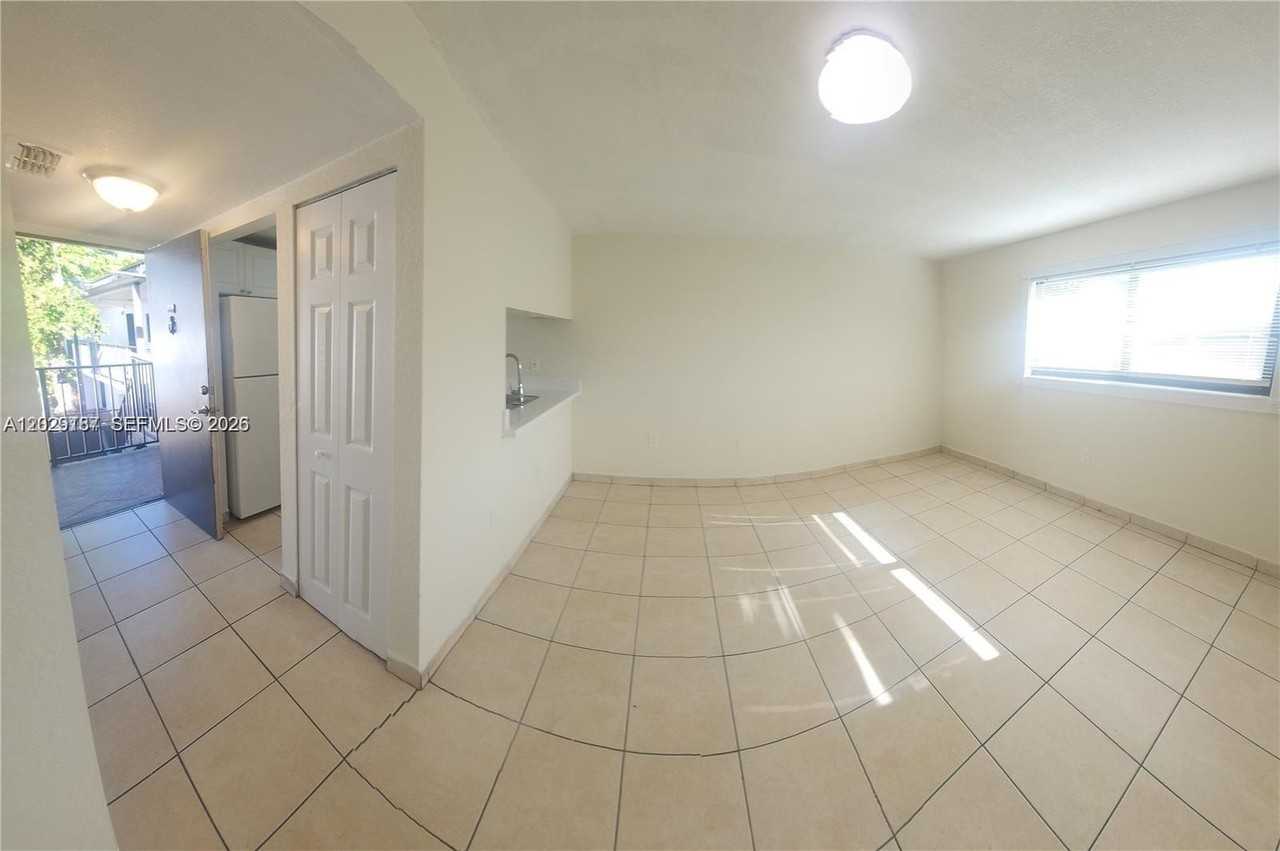 19600 Sw 110th Ct #209 - Photo 6 of 21