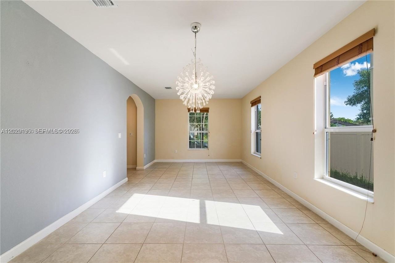 16946 Sw 90th Terrace Cir - Photo 5 of 36