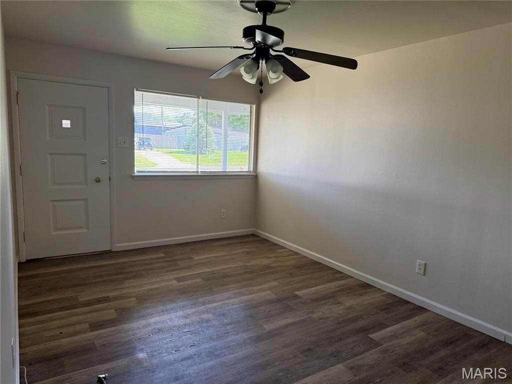 651 Southwell Ln - Photo 2 of 16