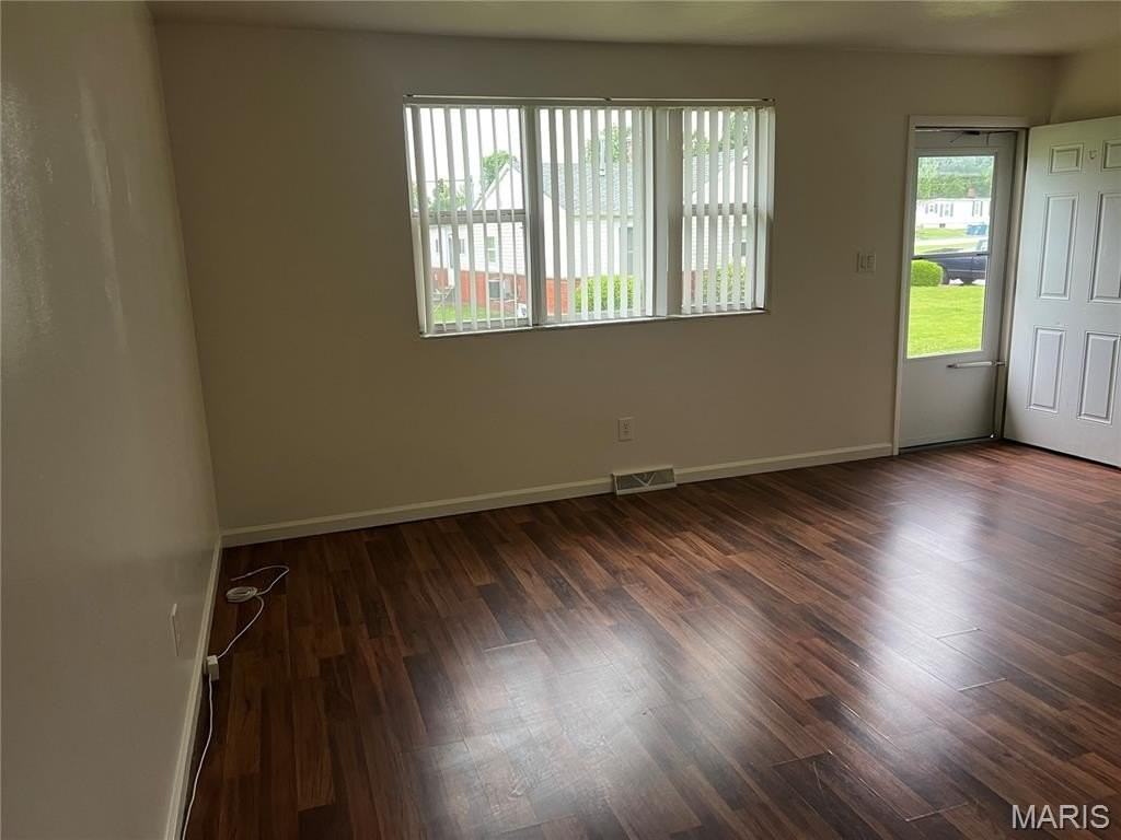 117 N 14th St - Photo 3 of 4