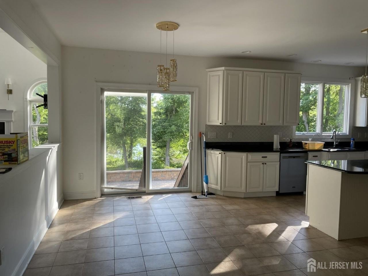 15 Hope Dr - Photo 3 of 32