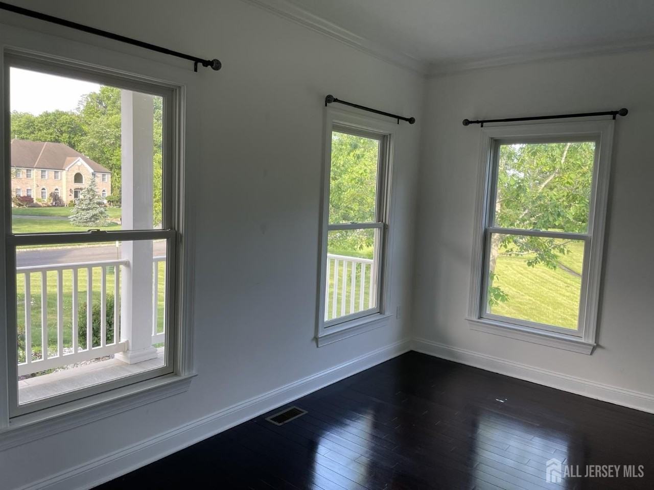 15 Hope Dr - Photo 6 of 32