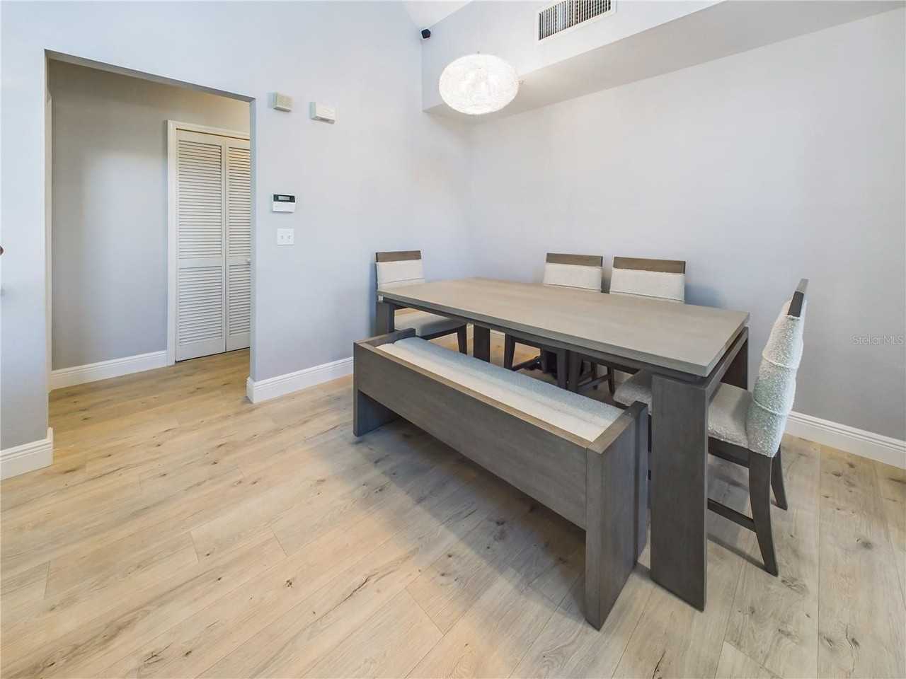 5521 Rosehill Rd #203 - Photo 6 of 47