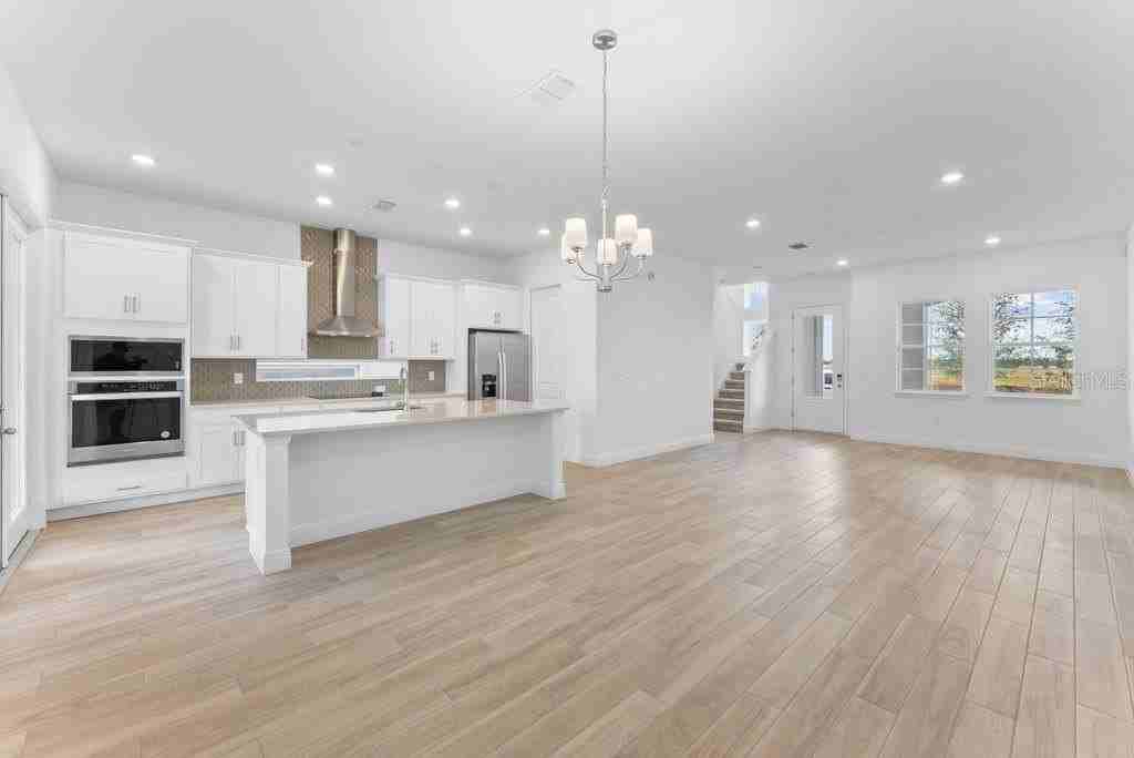 10115 Pearson Ave - Photo 3 of 38