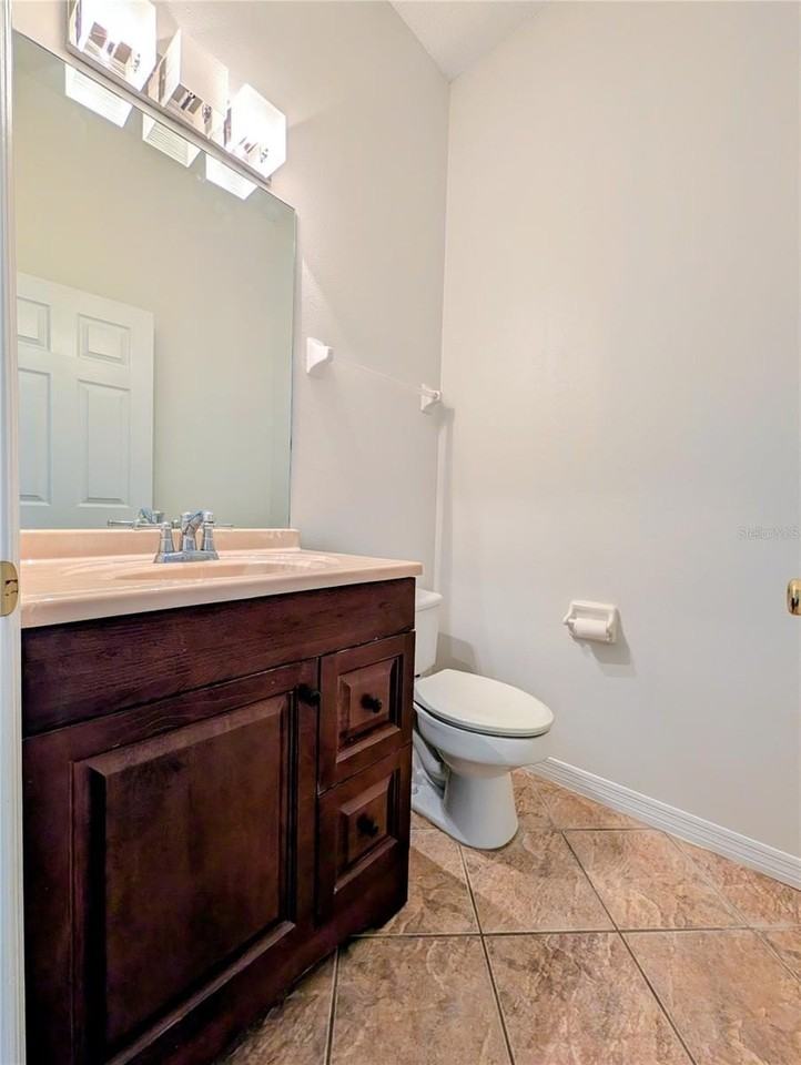 3462 Foxcroft Cir - Photo 4 of 26