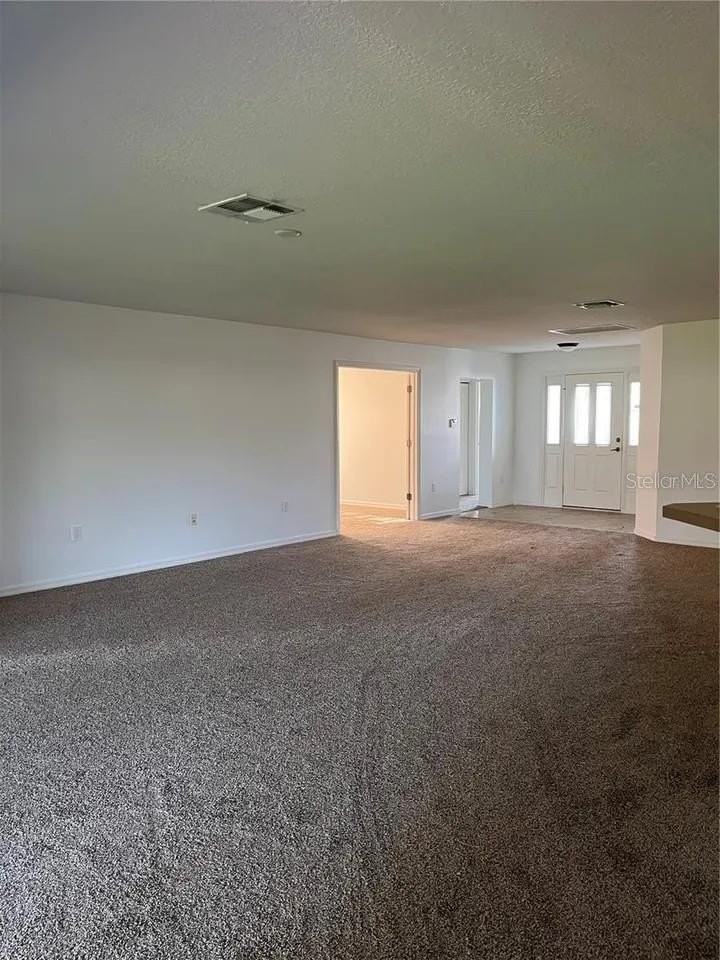 8714 Sw 83rd Loop - Photo 4 of 11