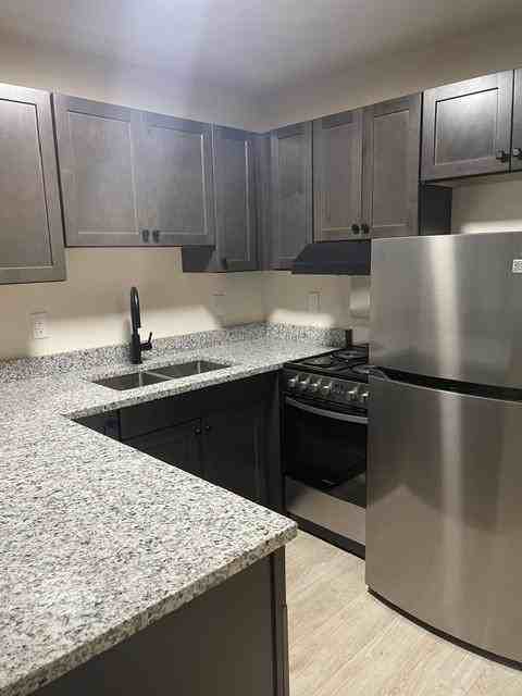 41 Kenilworth Rd Apt 13 - Photo 7 of 7