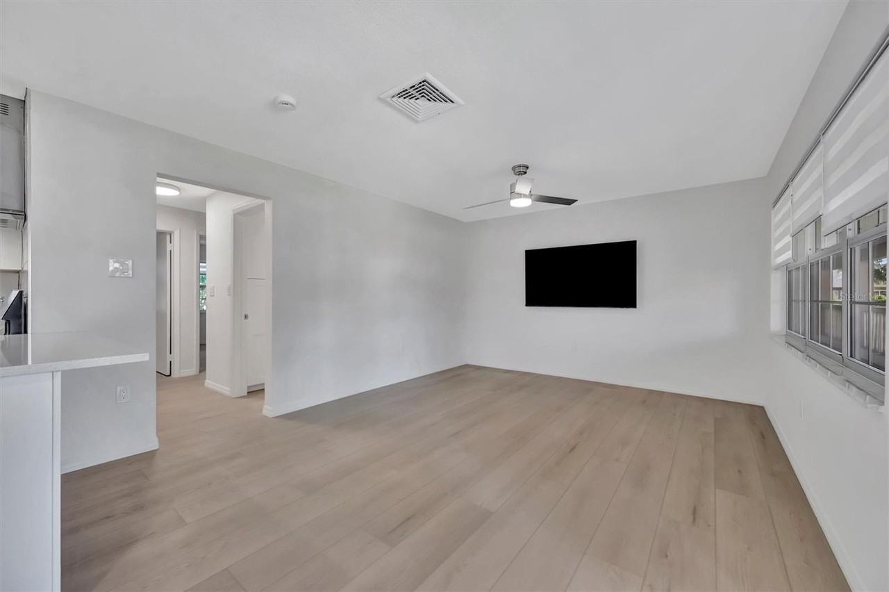 650 Pinellas Point Dr S #216 - Photo 5 of 36