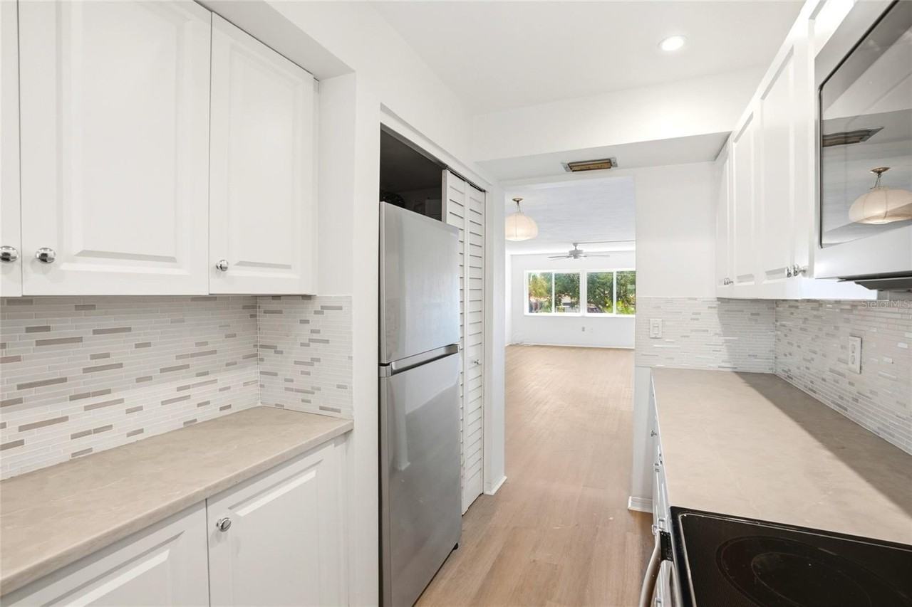 4570 Overlook Dr Ne #284 - Photo 6 of 29