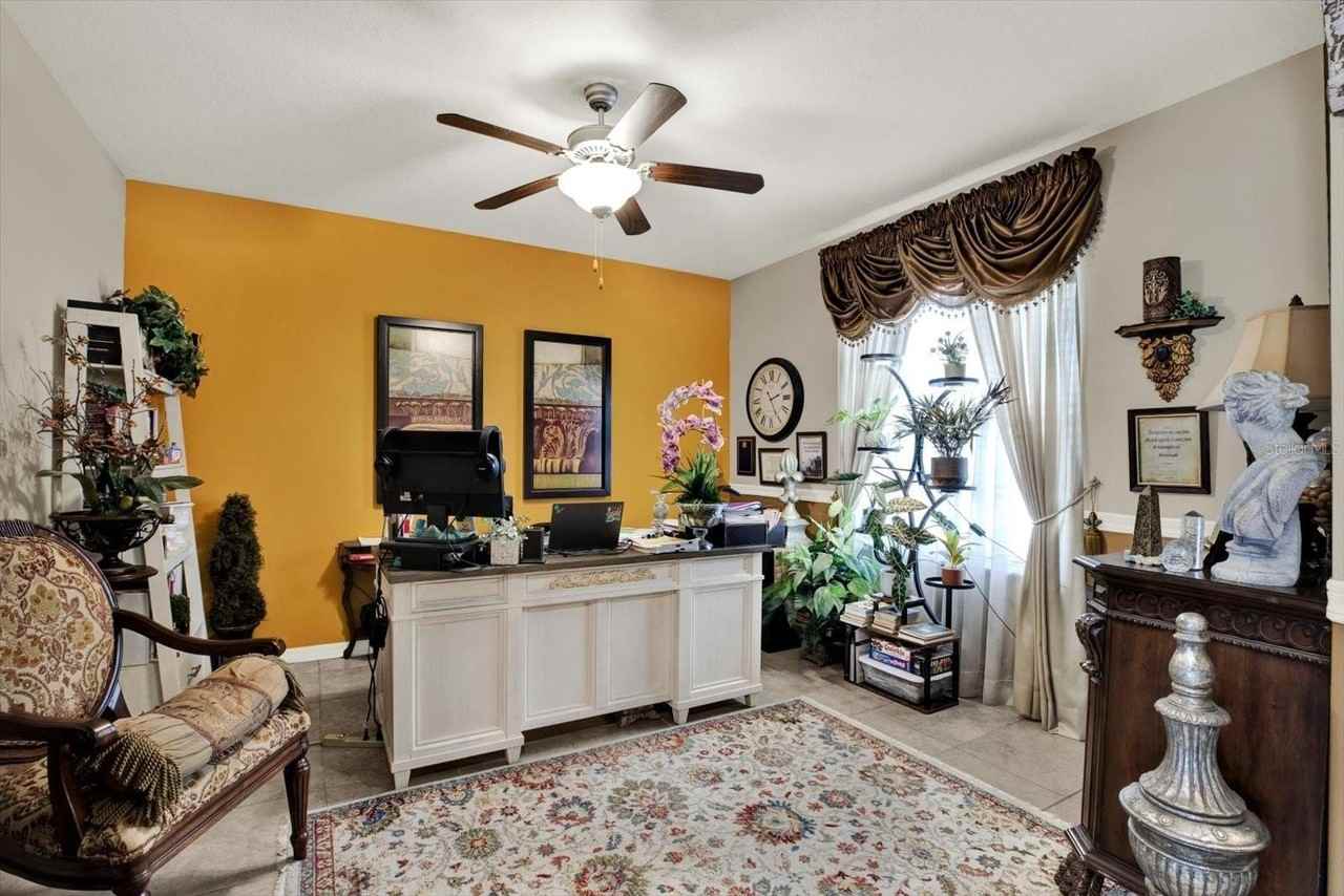 14809 Crescent Rock Dr - Photo 5 of 23