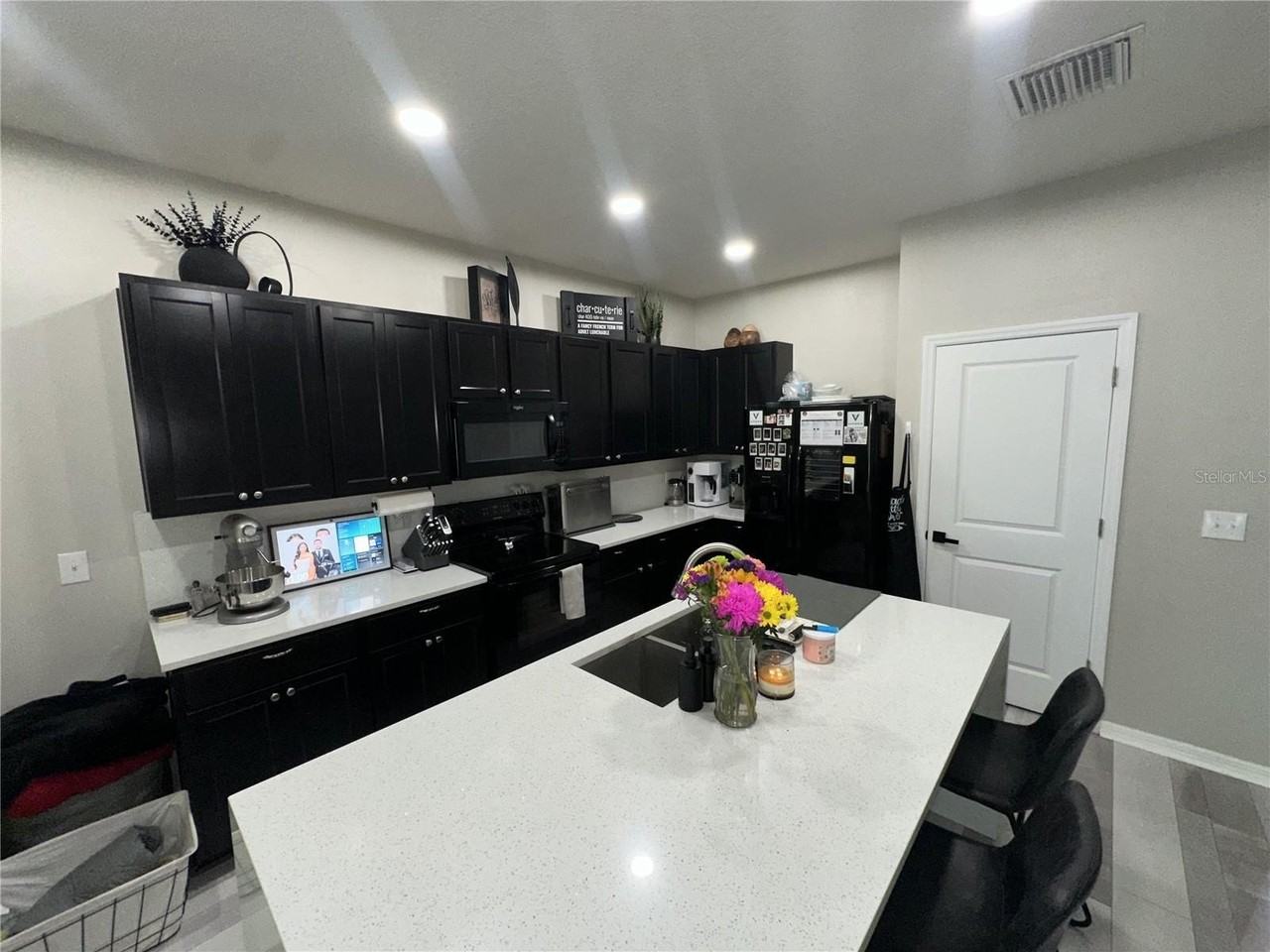 8906 Indigo Trail Loop - Photo 4 of 13