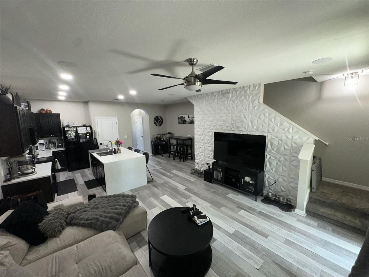 8906 Indigo Trail Loop - Photo 5 of 13