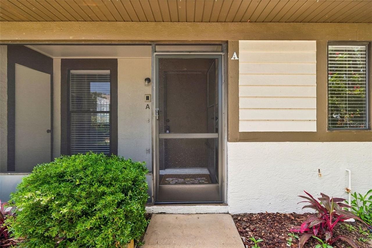 2945 Grovewood Blvd #A - Photo 4 of 50