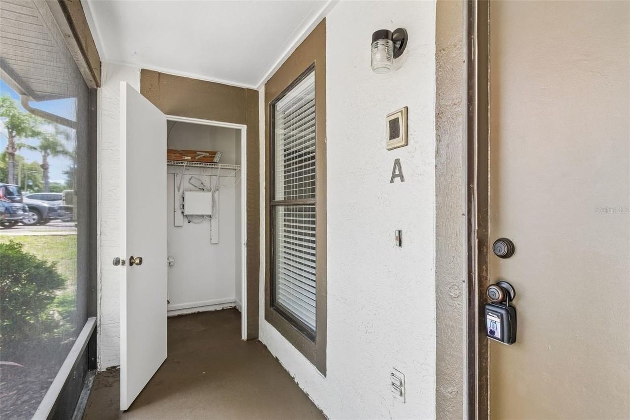 2945 Grovewood Blvd #A - Photo 7 of 50