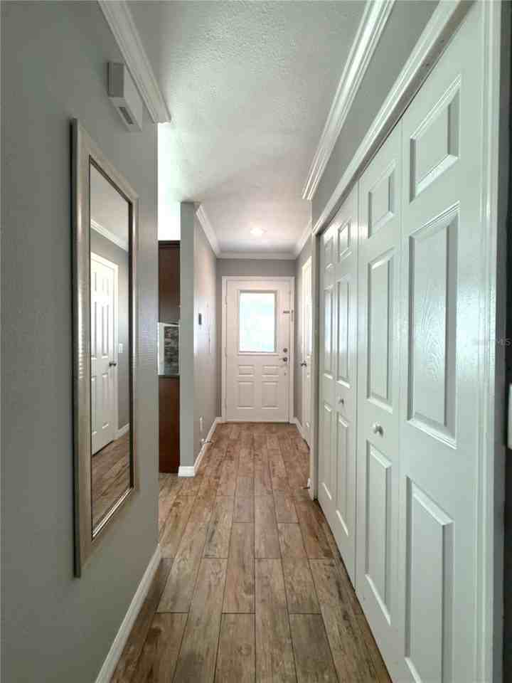 16335 Rambling Vine Dr W - Photo 2 of 24