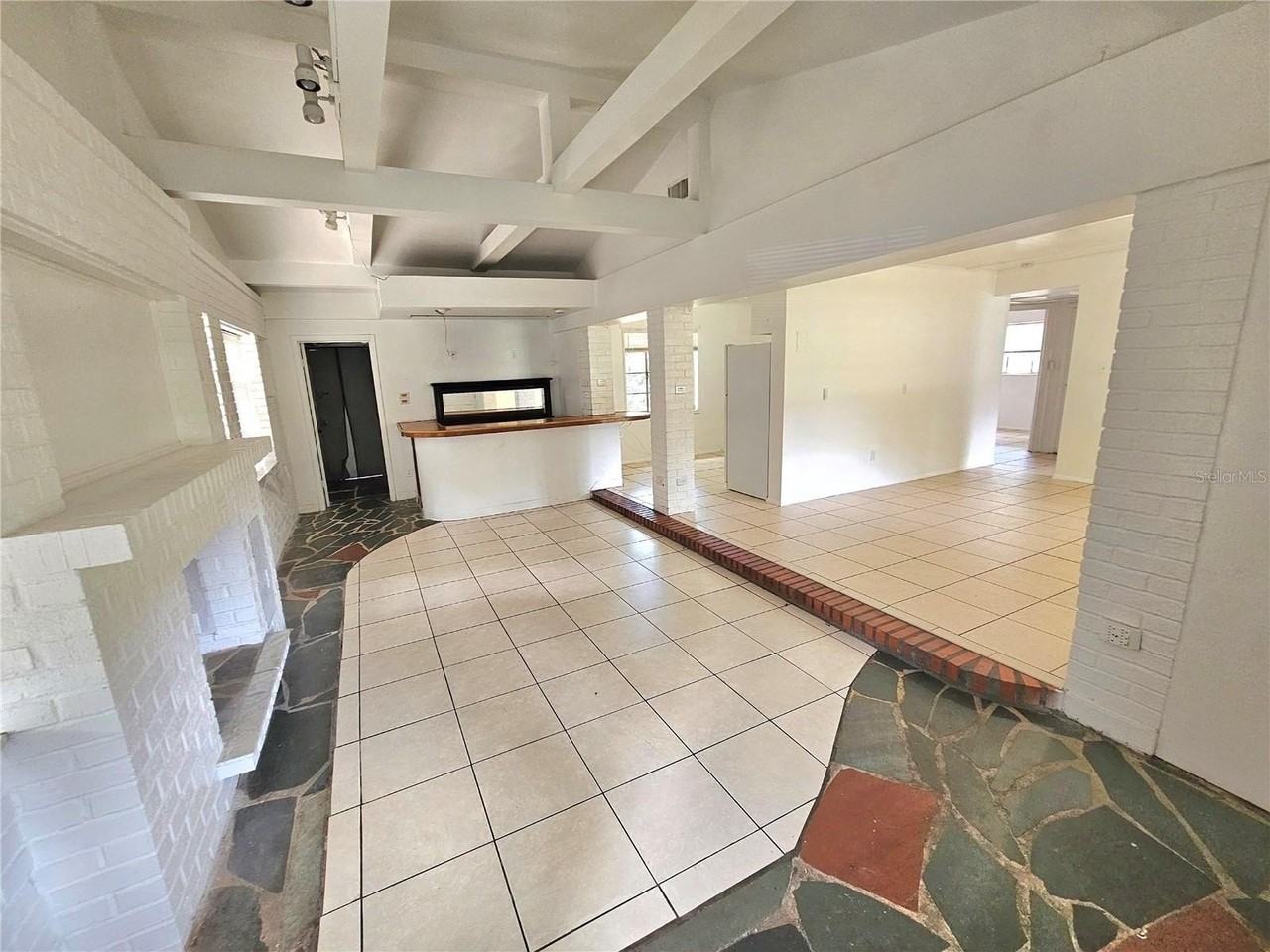10532 51st Ter N - Photo 6 of 14