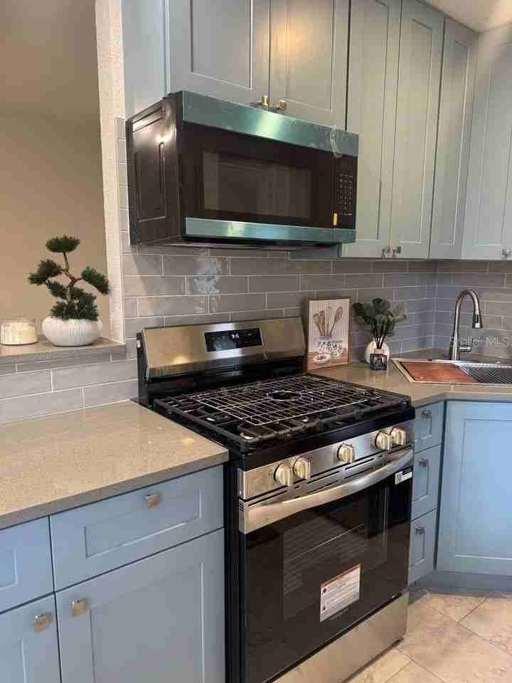 824 6th St N #2 - Photo 7 of 24
