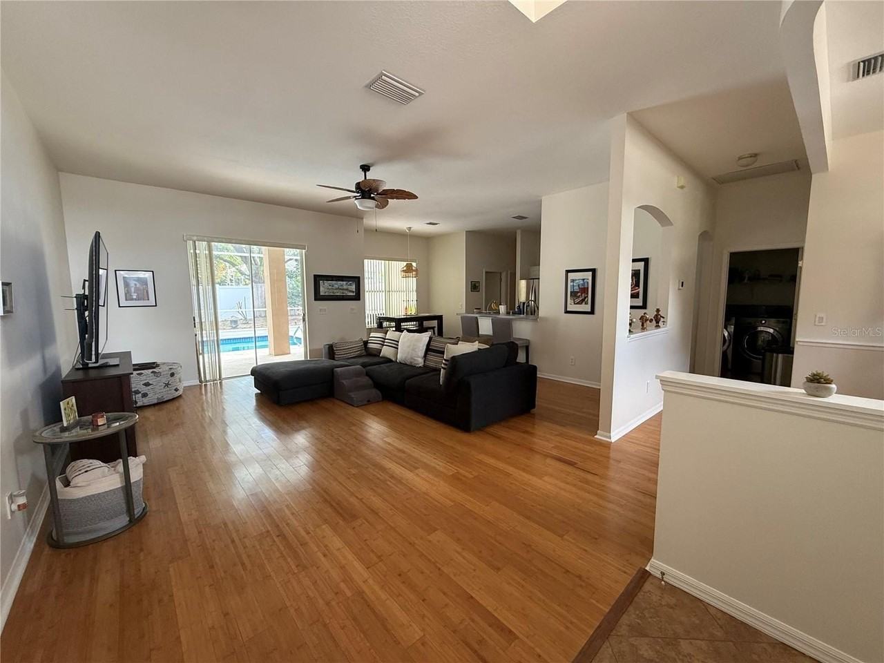 4109 Amber Ridge Ln - Photo 2 of 24