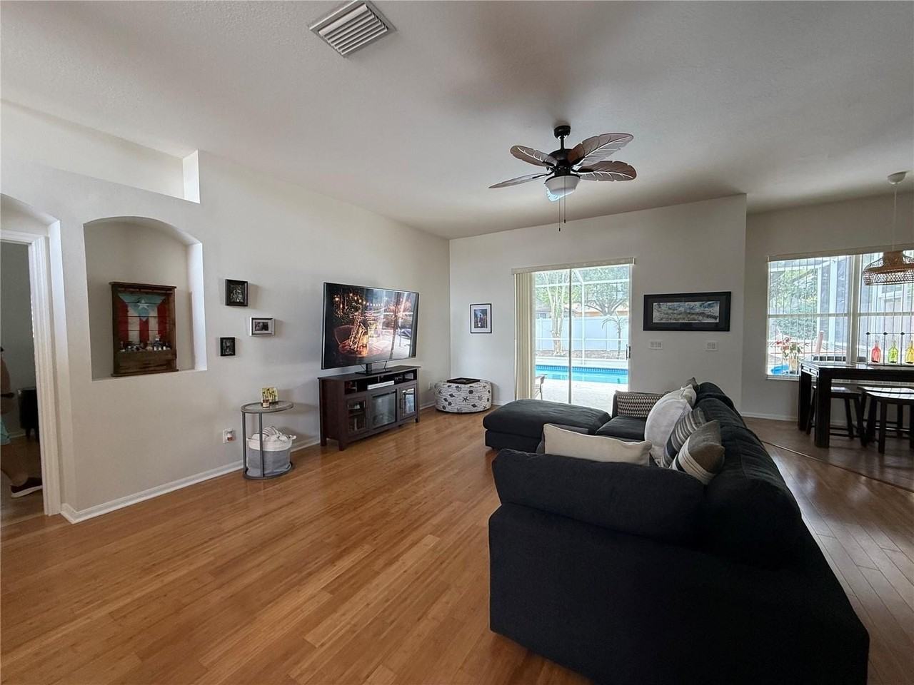 4109 Amber Ridge Ln - Photo 3 of 24