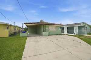 featured image of 4436 Floramar Ter
