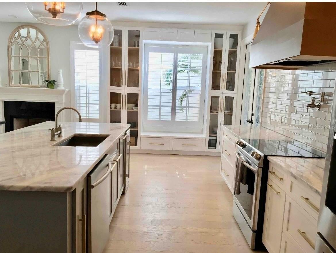 4316 W San Pedro St - Photo 7 of 20