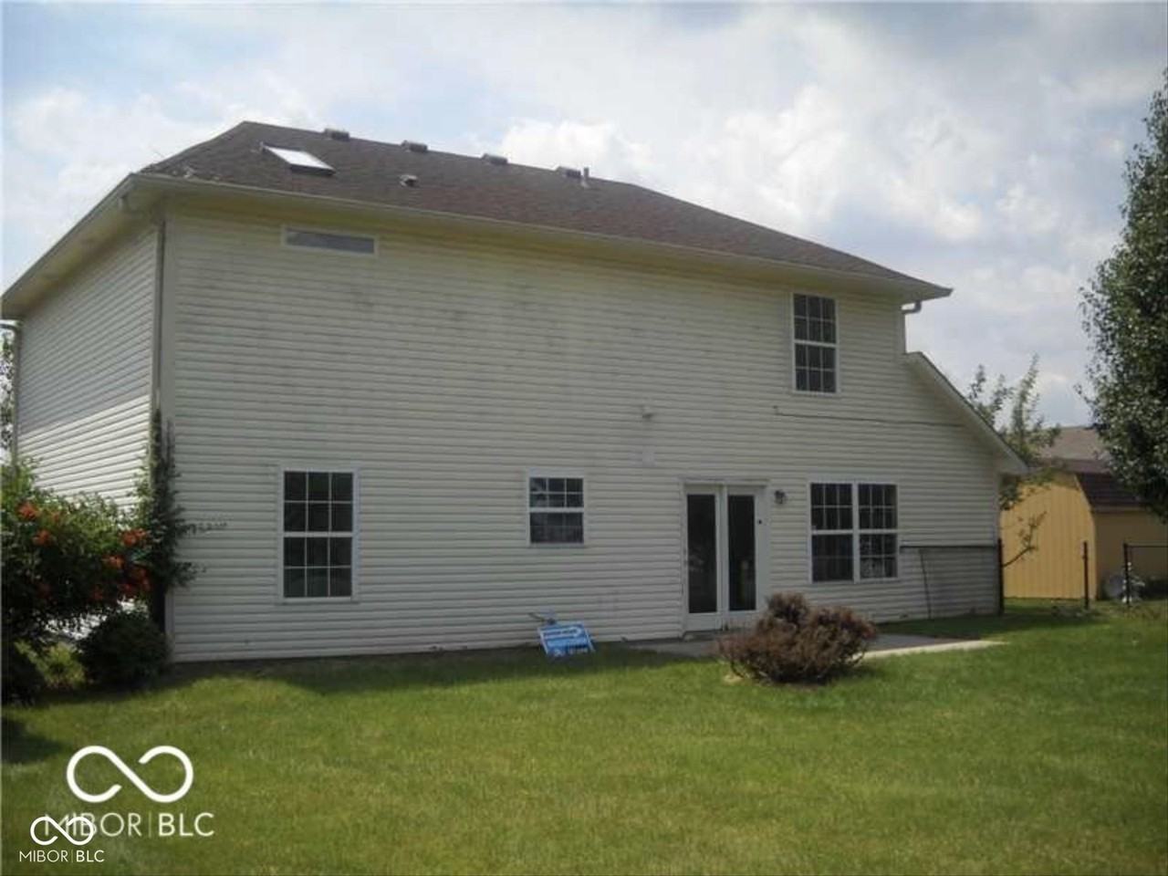 411 Garden Grace Dr - Photo 6 of 43