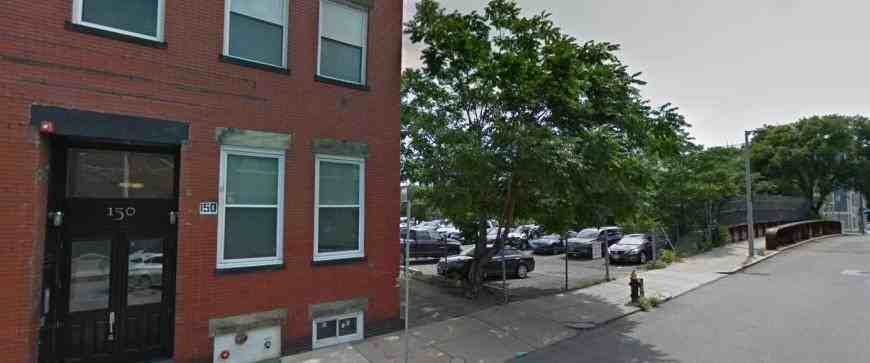 160 W 4th St - Photo 4 of 5