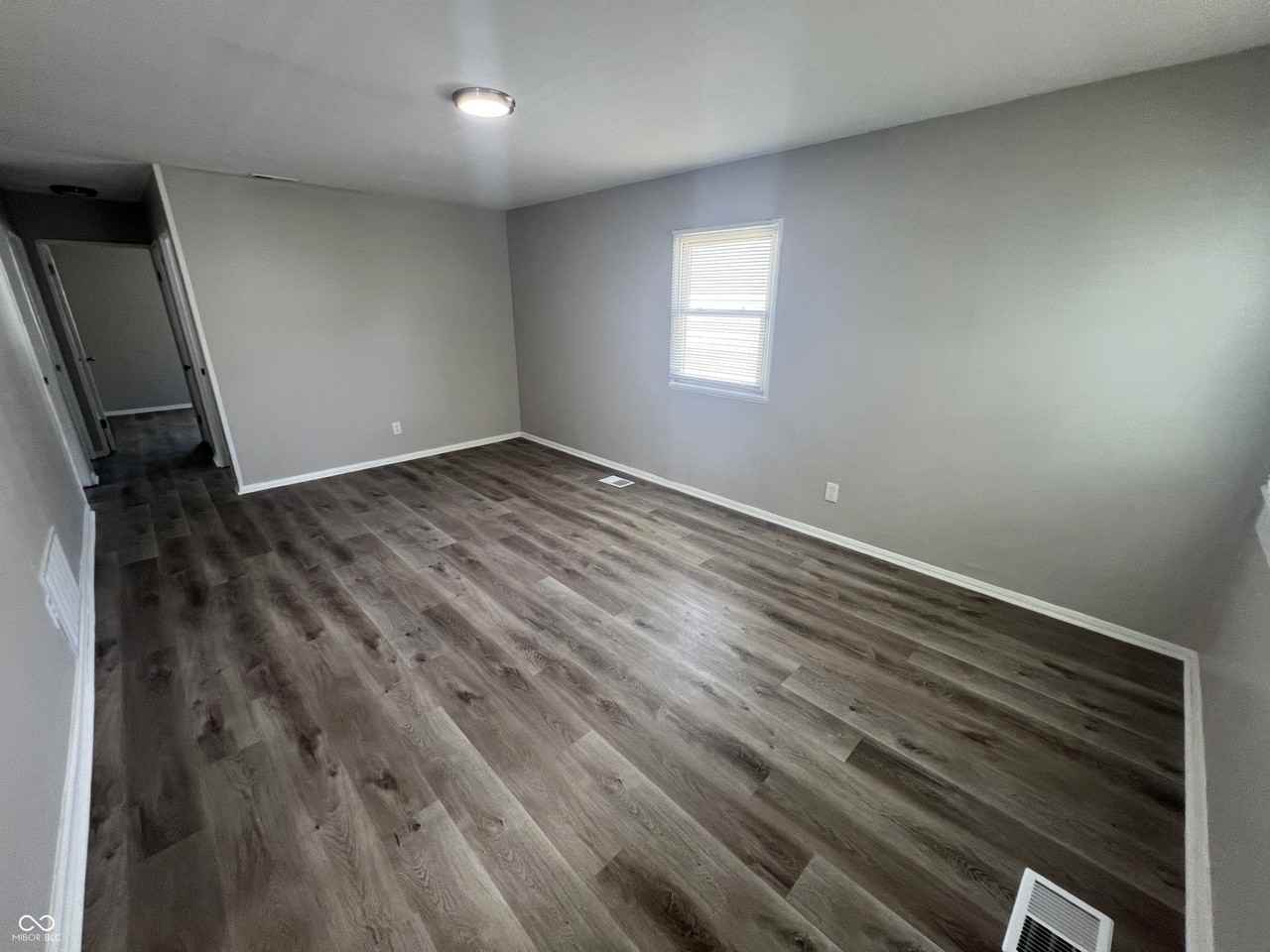 2920 N Lasalle St - Photo 2 of 15