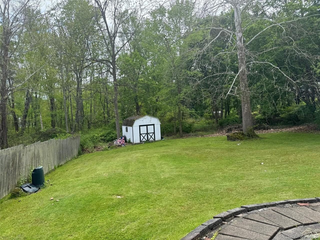 176 Spackenkill Rd #1B - Photo 5 of 7