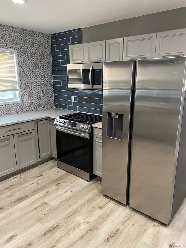 36 Oneida Ave - Photo 2 of 27