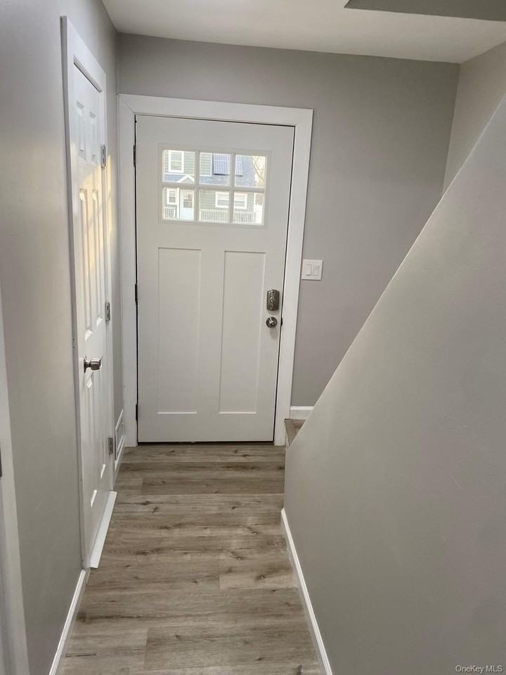 36 Oneida Ave - Photo 7 of 27