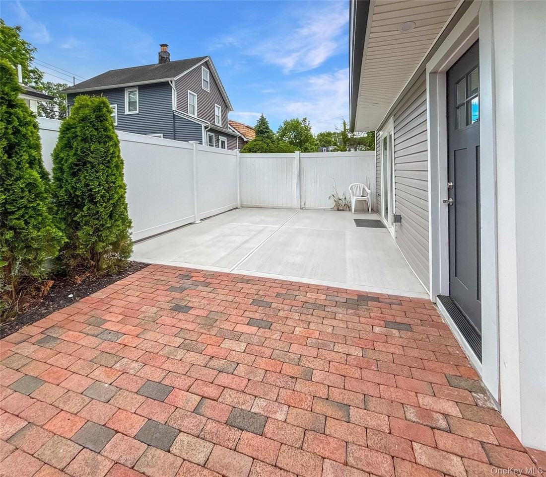 21 Prime Ave #1 - Photo 2 of 18