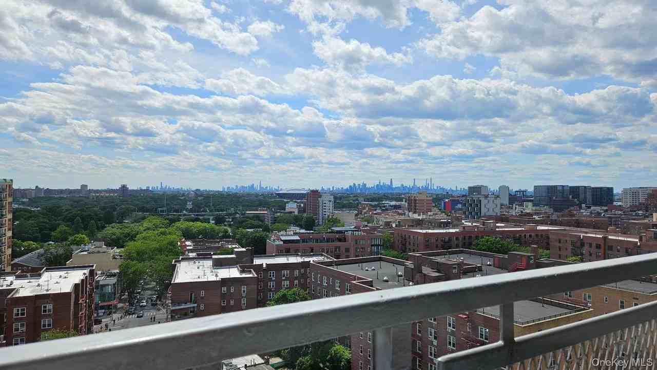 4255 Colden St #16P - Photo 2 of 16