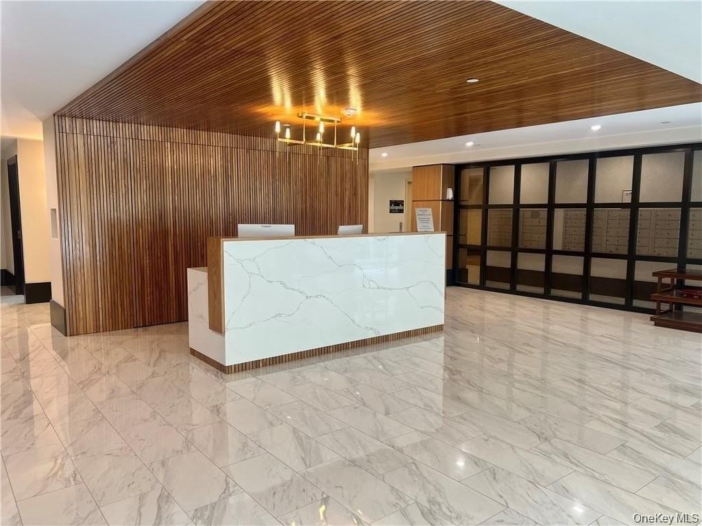 31 Greenridge Ave #2C - Photo 3 of 18
