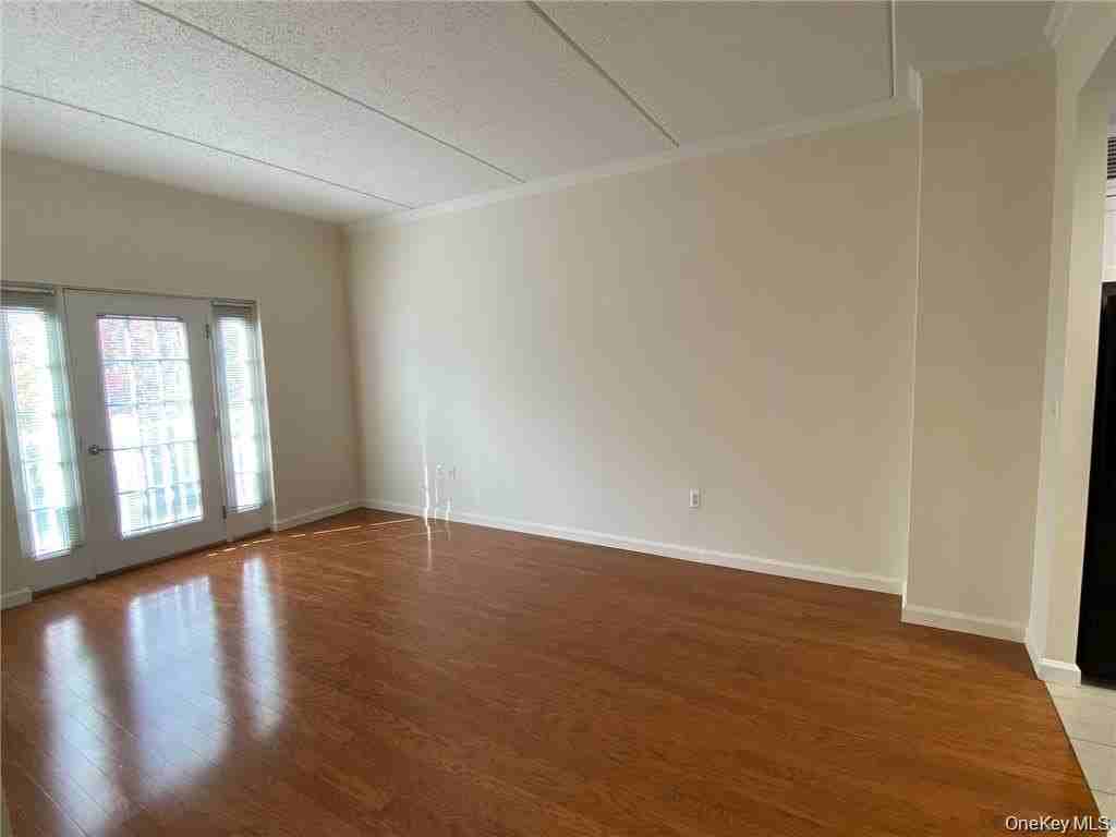 31 Greenridge Ave #2C - Photo 7 of 18