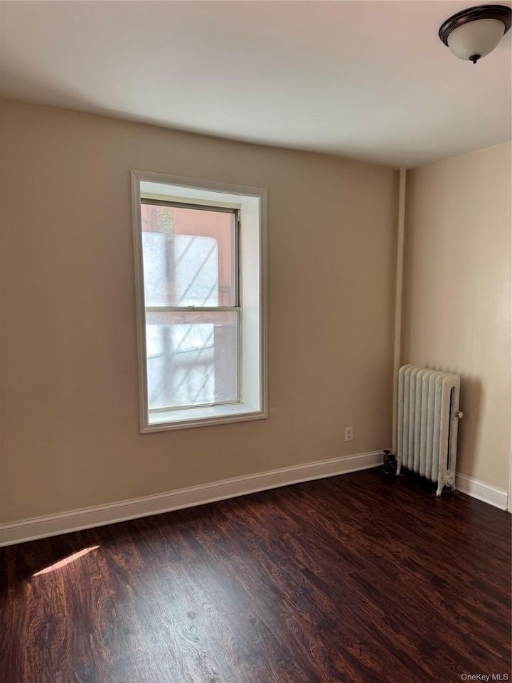 249 Mclean Ave #1B - Photo 6 of 6