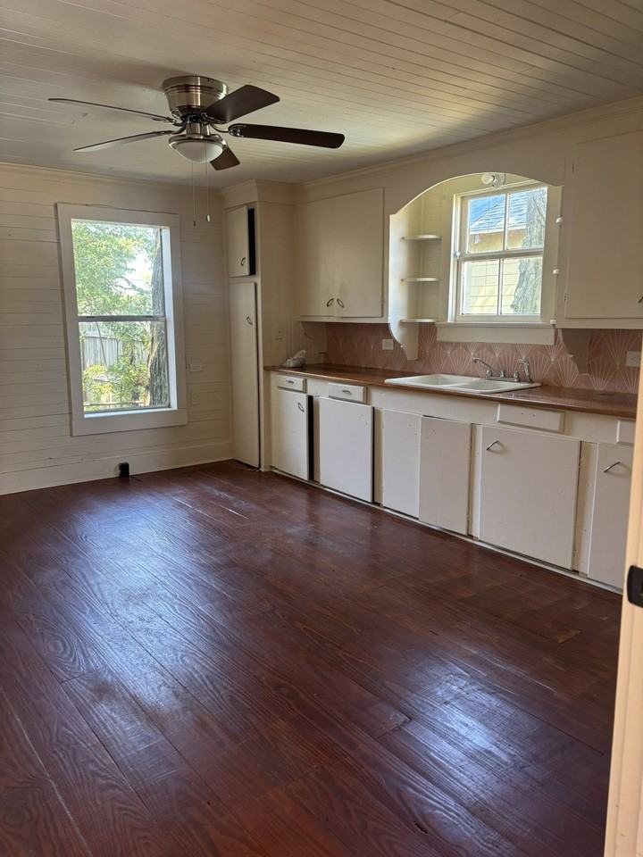 716 W Congress St #1 - Photo 5 of 12