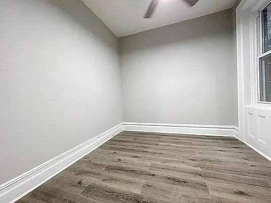 2172 Amsterdam Ave #LG - Photo 5 of 8