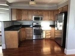115 F St #2 - Photo 3 of 12