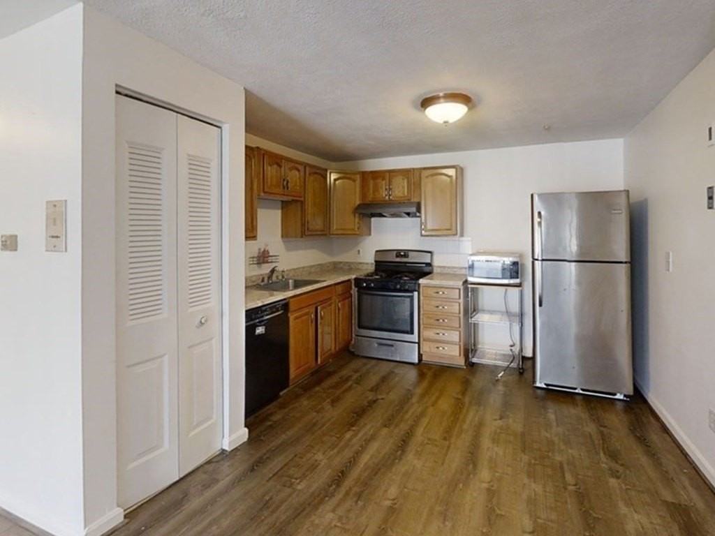 10 Kenmar Dr #41 - Photo 3 of 16