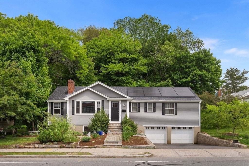 204 Dedham St - Photo 2 of 28