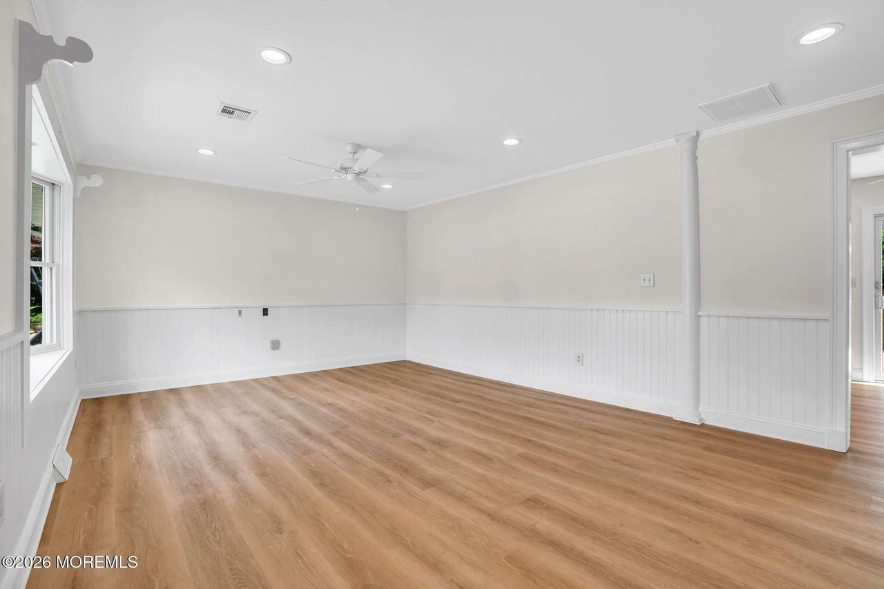 12 Market St - Photo 5 of 21