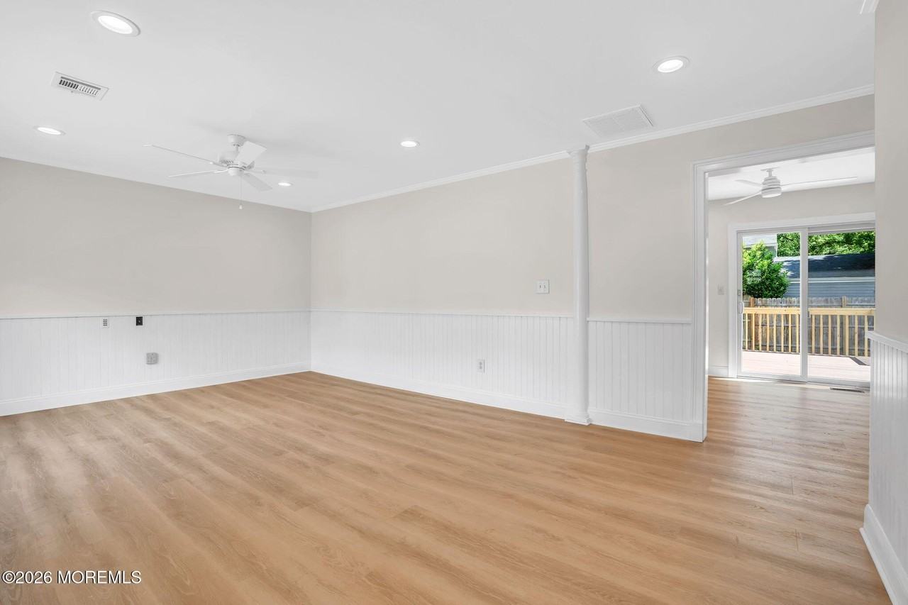 12 Market St - Photo 6 of 21