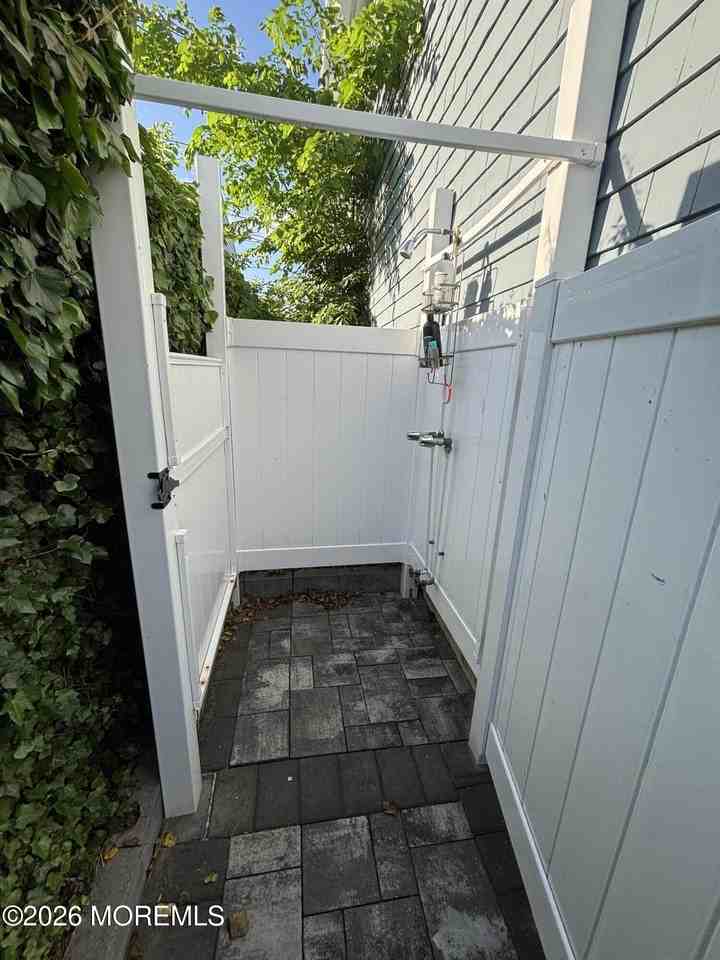 300 New York Ave #AVE - Photo 6 of 18