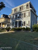 featured image of 428 Garfield Ave #B