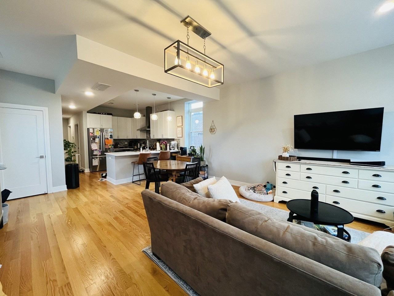 3253 N Elston Ave #4 - Photo 5 of 28