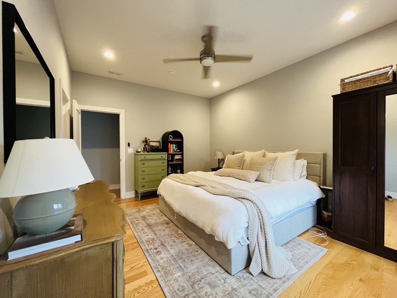 3253 N Elston Ave #4 - Photo 7 of 28