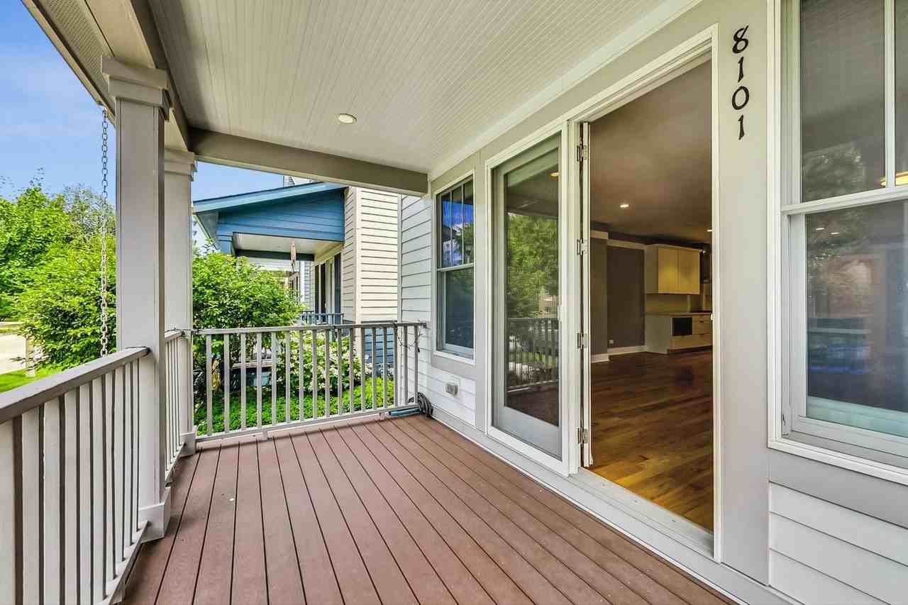 8101 Floral Ave - Photo 2 of 42