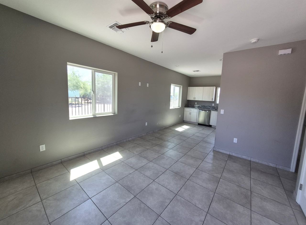 4957 North Sunrise AvenueUnit 2 #2 - Photo 6 of 12